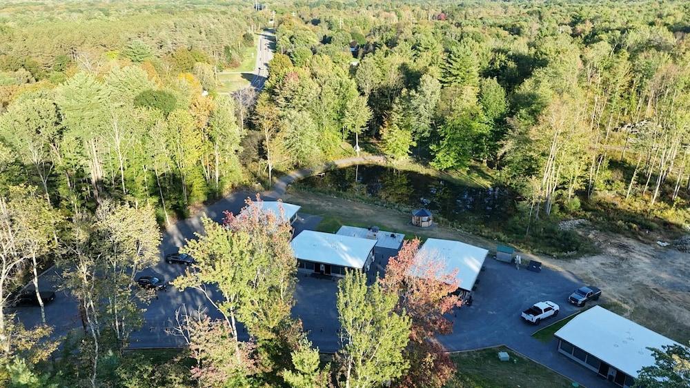 Golden Pond Cabins photo 15