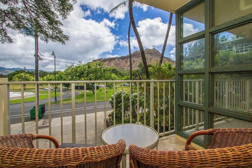 Diamond Head Beach Hotel photo 85