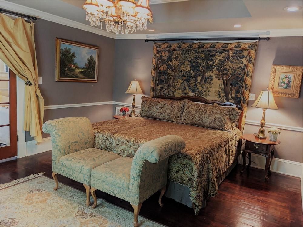 Park Place Inn and Cottages photo 72