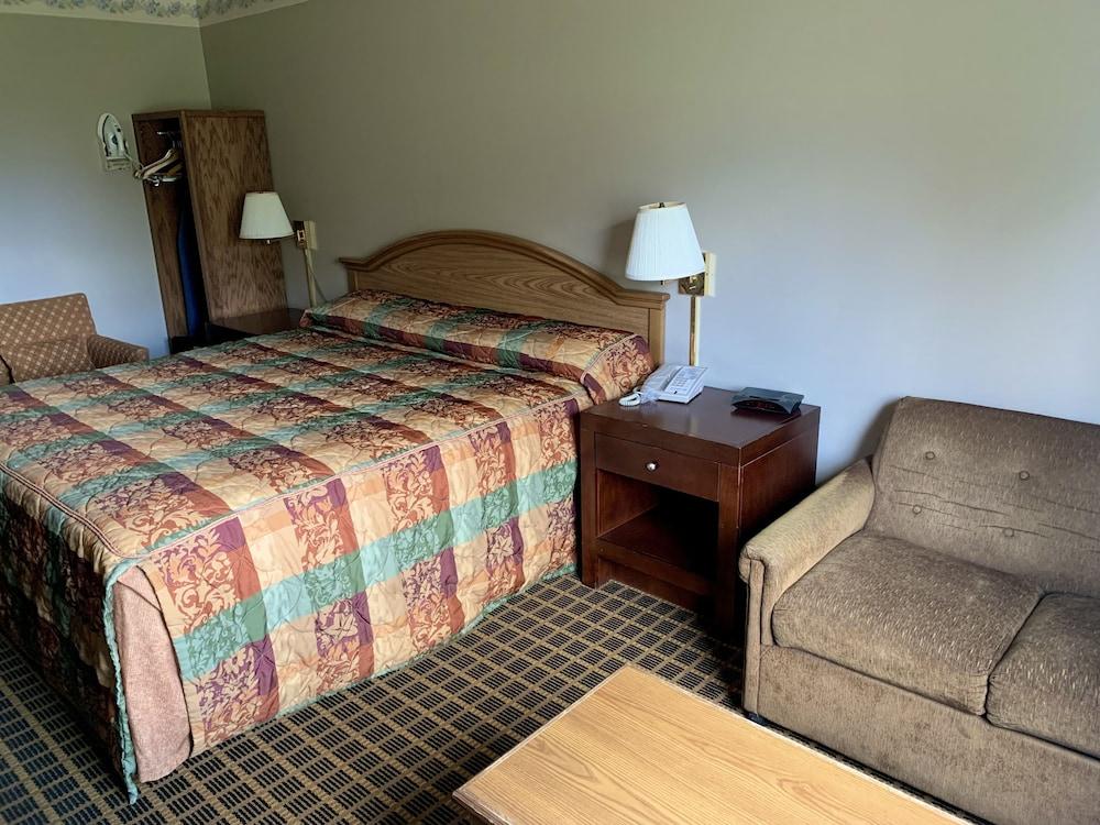 Country Inn Deerwood photo 19