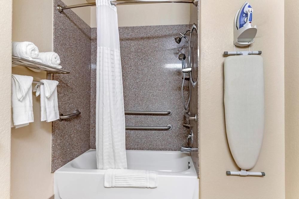 Comfort Inn & Suites Navasota photo 4