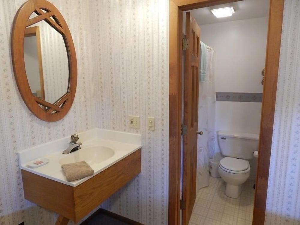 Leona's Motel photo 22