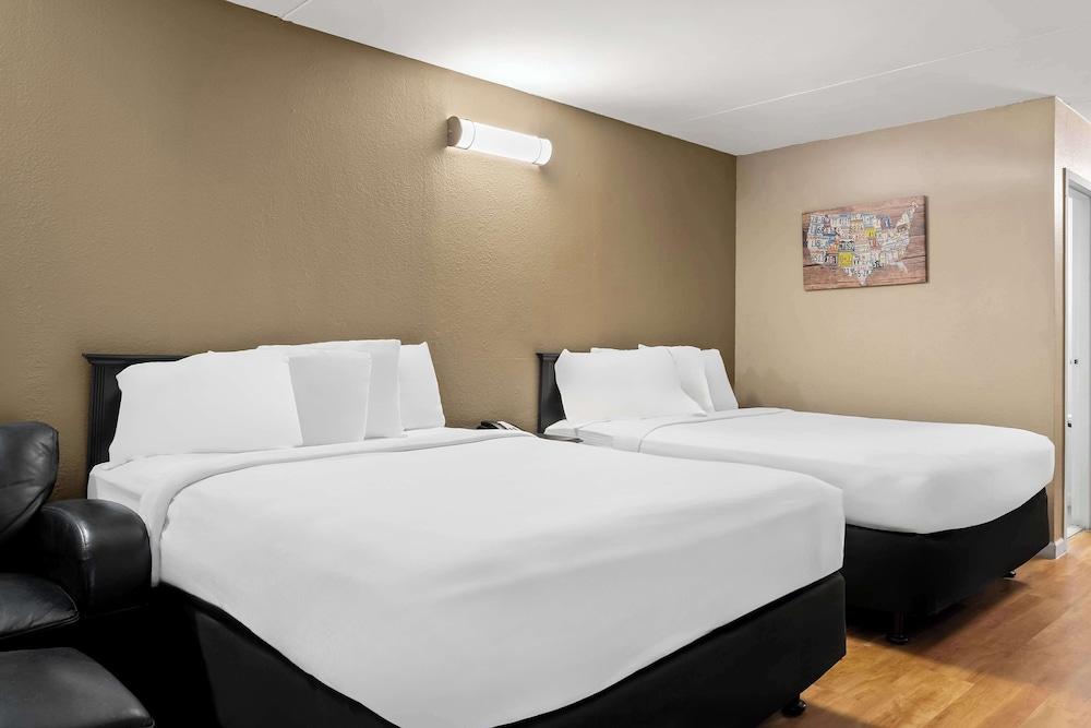 Americas Best Value Inn Danville photo 18