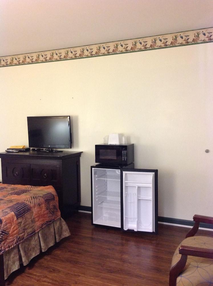 Budget Inn photo 4