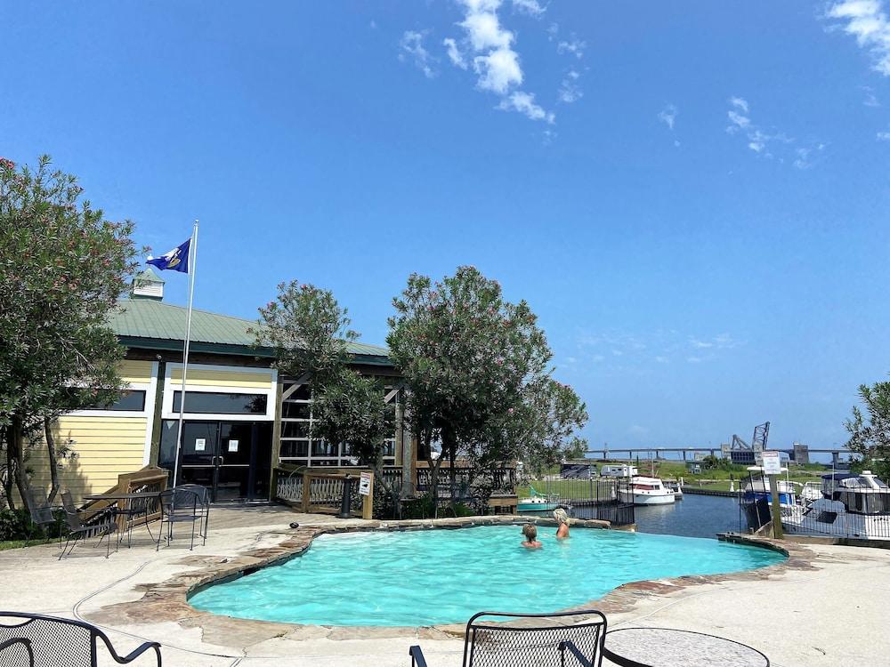 New Orleans RV Resort & Marina photo 9