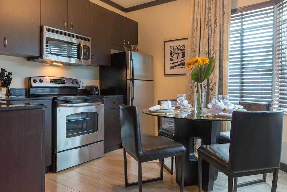 Tradewinds Apartment Hotel photo 41
