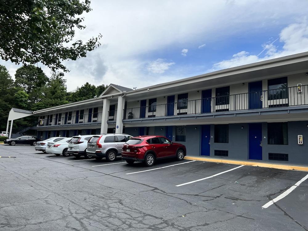 Days Inn by Wyndham College Park Airport Best Road — hotel in College Park