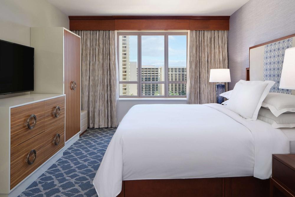 Hilton Grand Vacations Club Grand Waikikian Honolulu photo 17