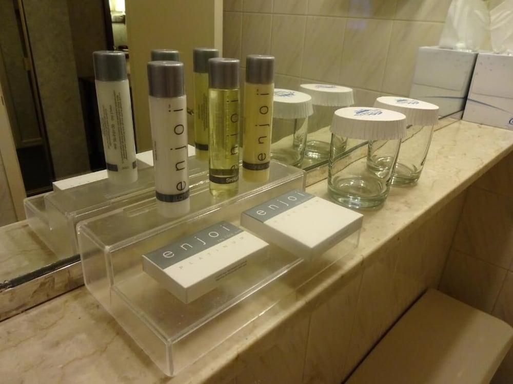 Travel Inn Hotel photo 31