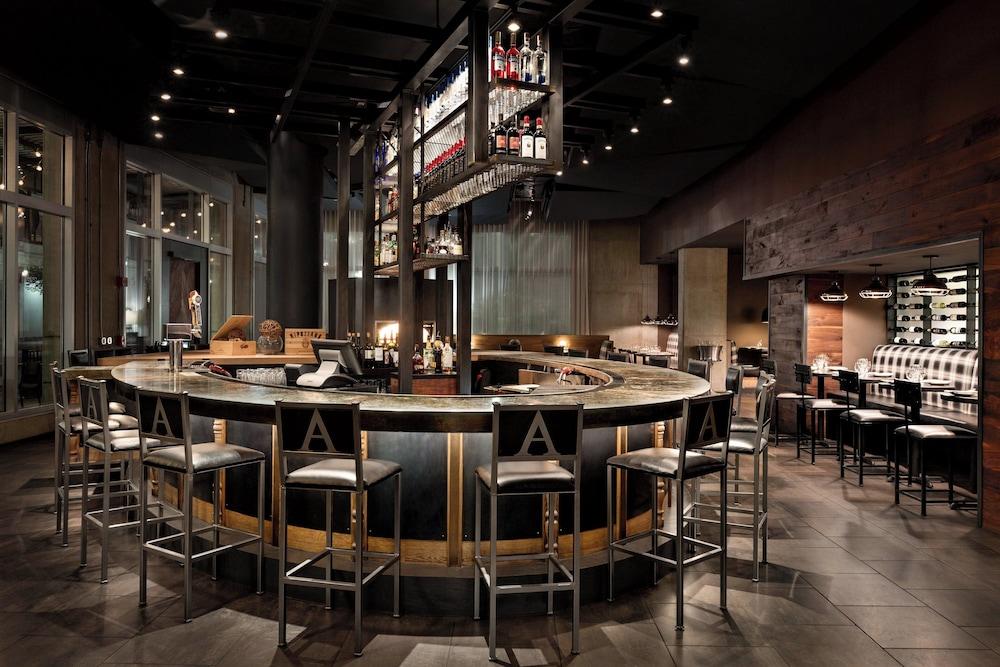Twelve Midtown, Autograph Collection photo 59