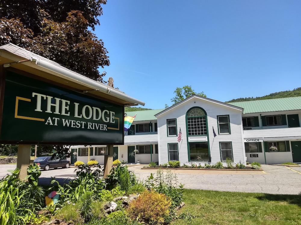 The Lodge at West River photo 1