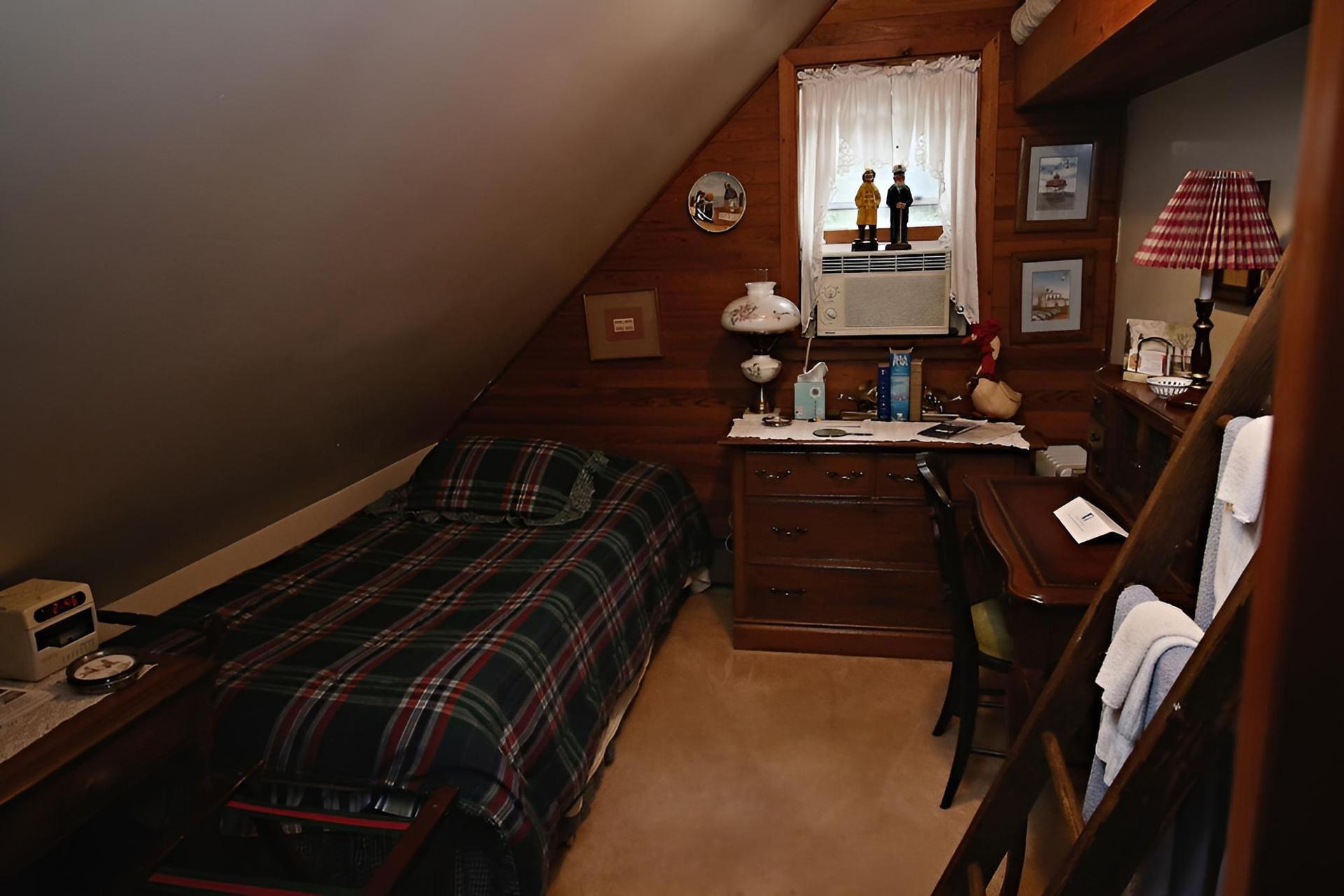 The Ebenezer House Bed & Breakfast photo 53