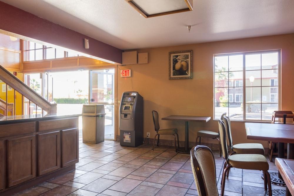 A Victory Inn Tolleson photo 8