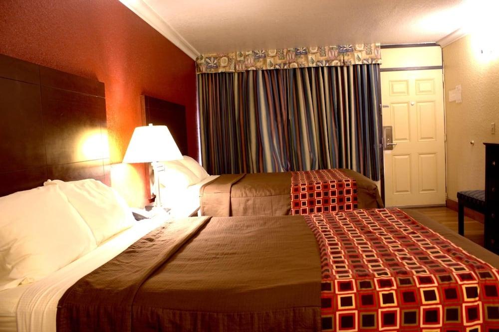 Polynesian Inn photo 18