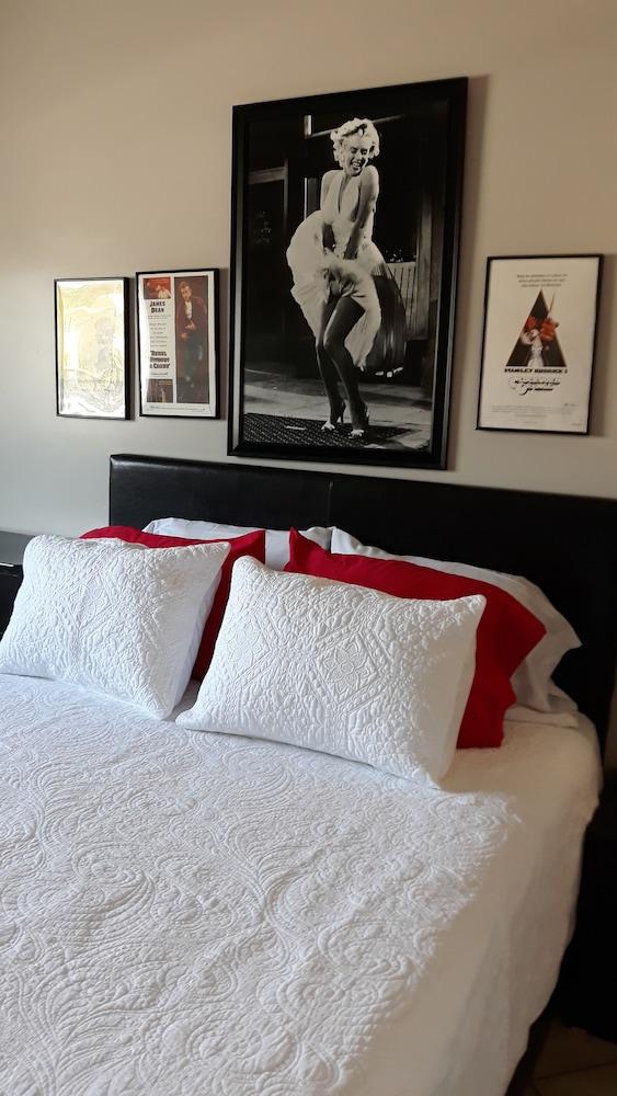 Historic City view   Suites photo 11