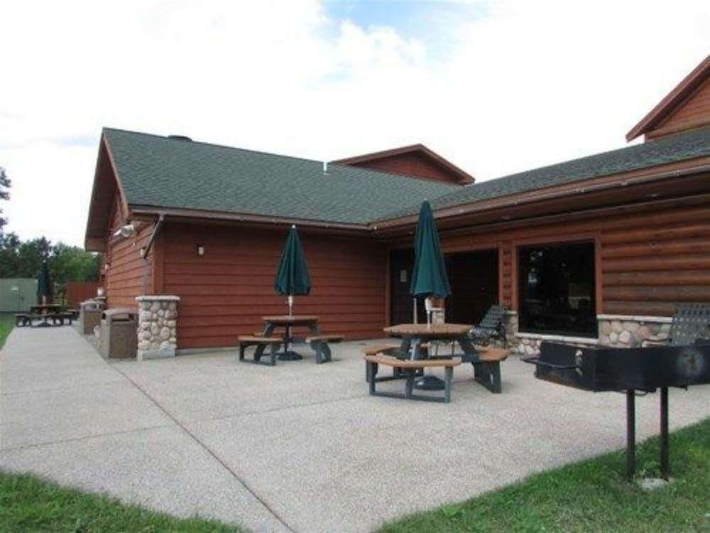 Oveson Pelican Lake Resort and Inn photo 8