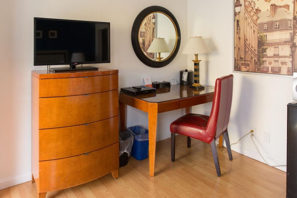 Alpine Inn And Suites photo 19