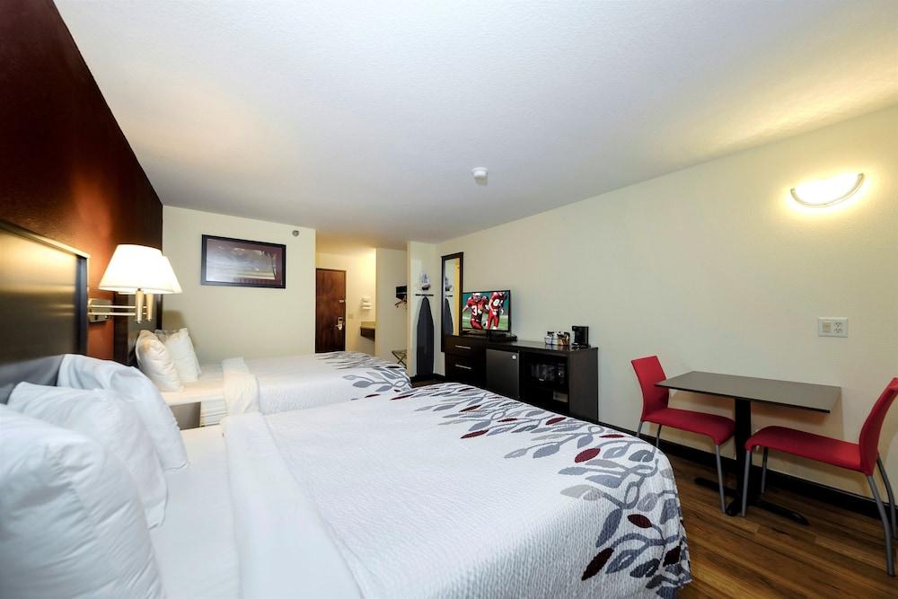 Red Roof Inn Osage Beach - Lake of the Ozarks photo 6