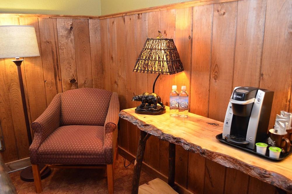 Reid Ridge Lodge photo 30