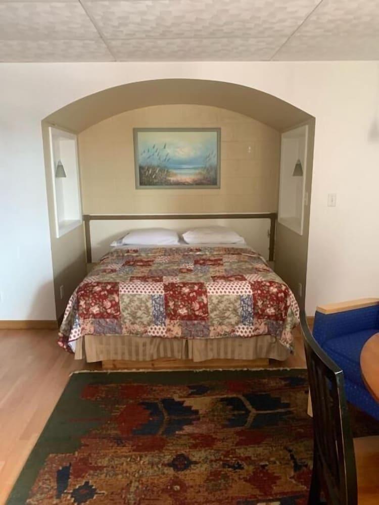 River Road Motel photo 10