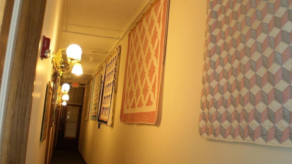 Hotel Millersburg photo 78