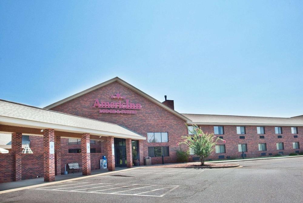University Inn photo 14