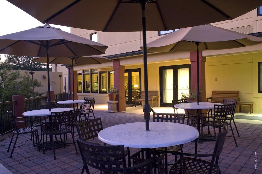 Holiday Inn Express & Suites Leesburg - Historic District by IHG photo 28