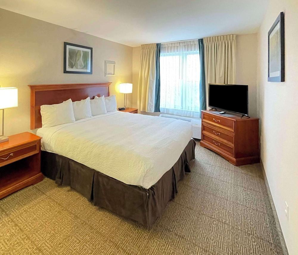 Smart Suites, an Ascend Collection Hotel photo 47