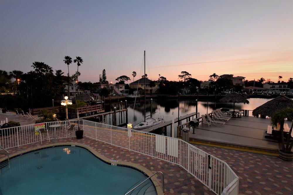 Bayview Plaza Waterfront Resort photo 96