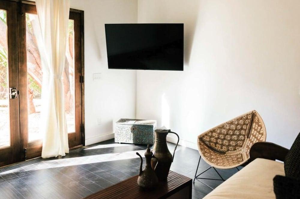 Talavera Palm Springs photo 43