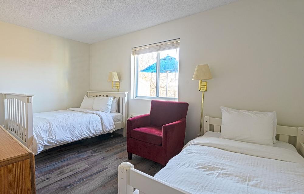 Sea Crest Resort photo 35