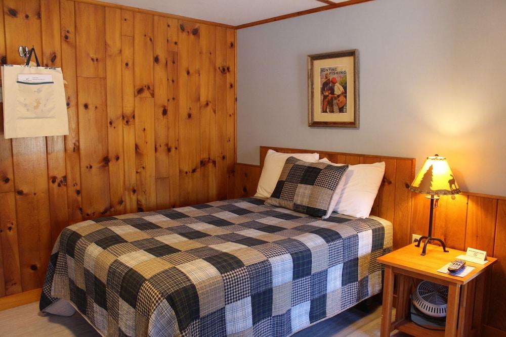 Blueberry Hill Motel photo 12