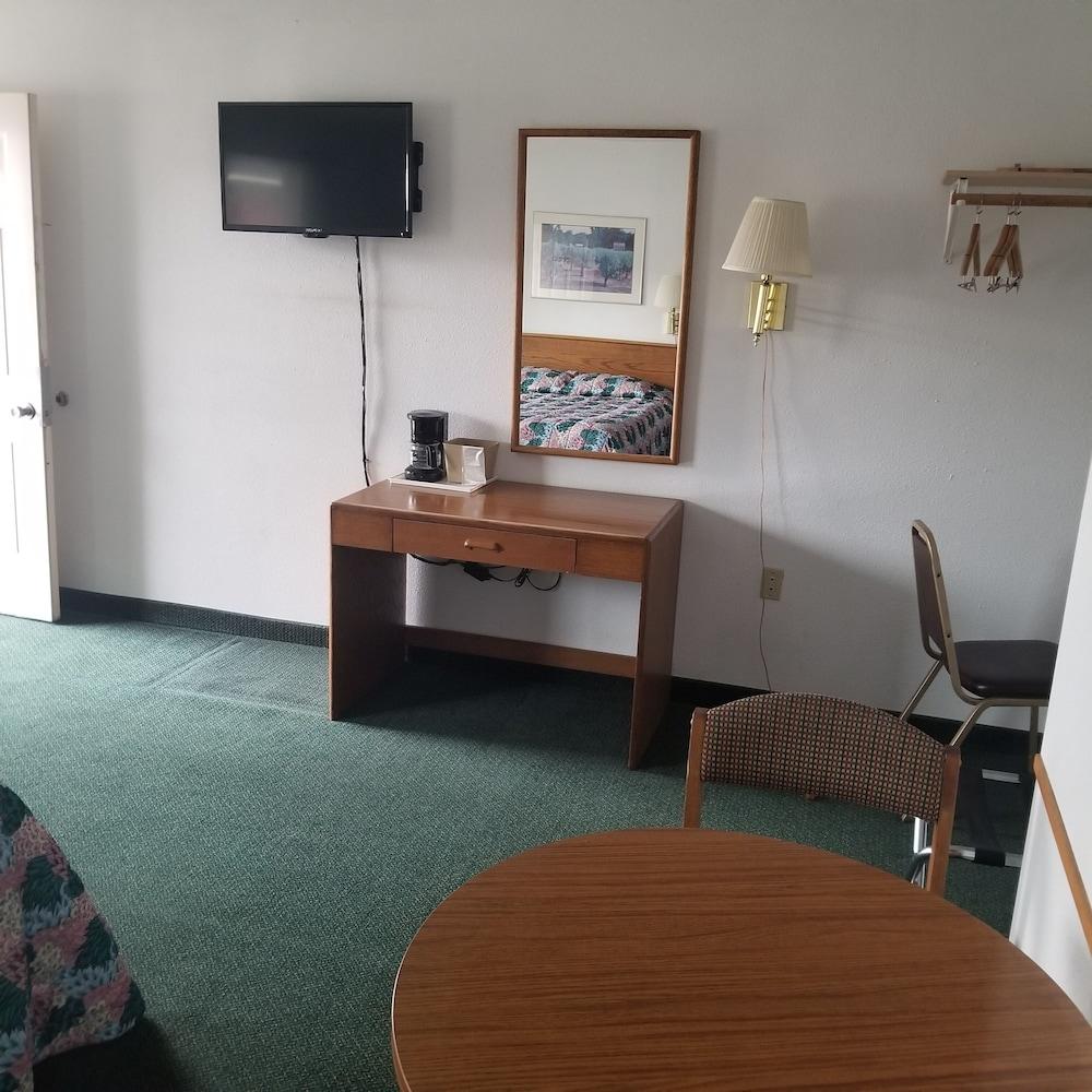 Budget 8 Motel John Day photo 23