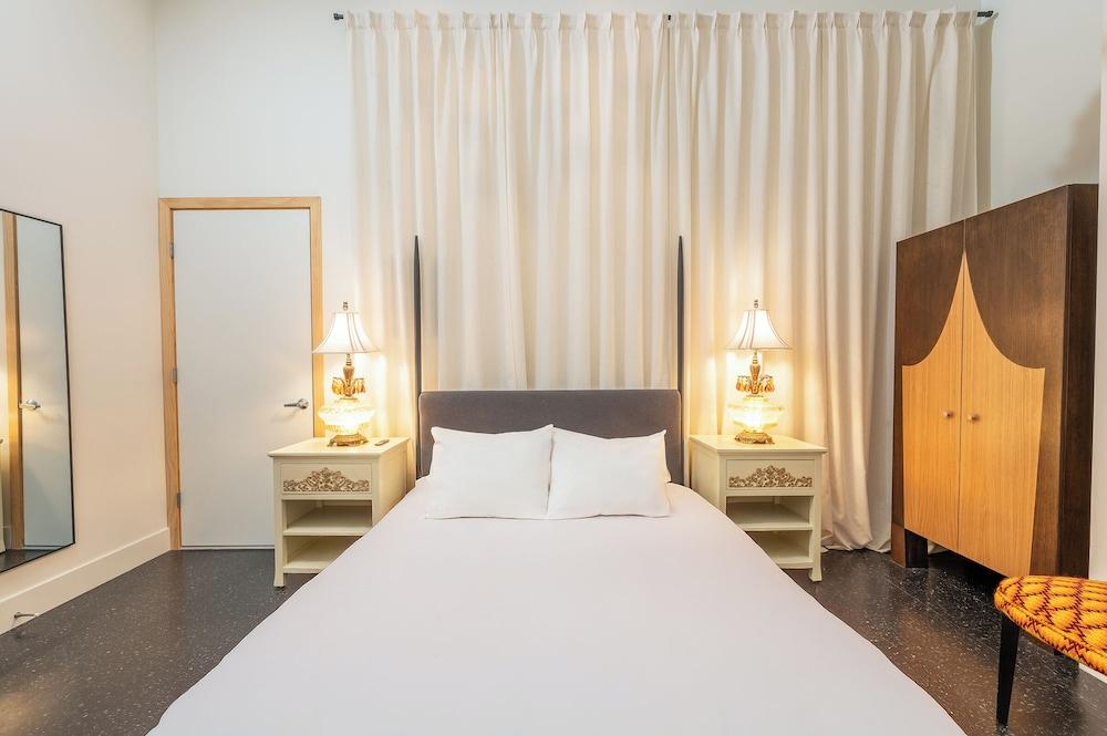 Hotel Narcissus photo 5