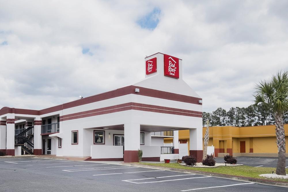 Red Roof Inn Walterboro photo 12