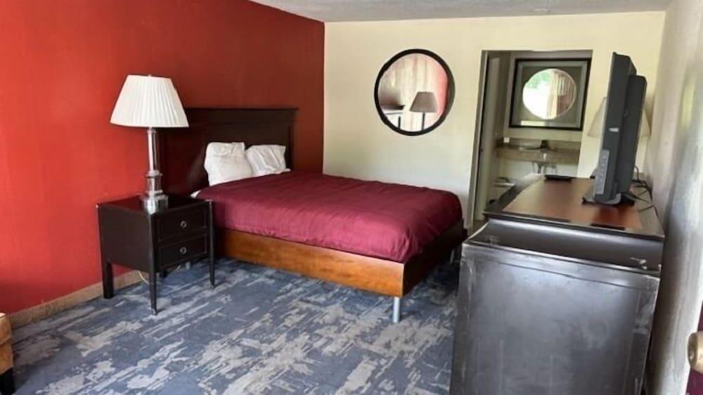 Virginian Motel photo 5