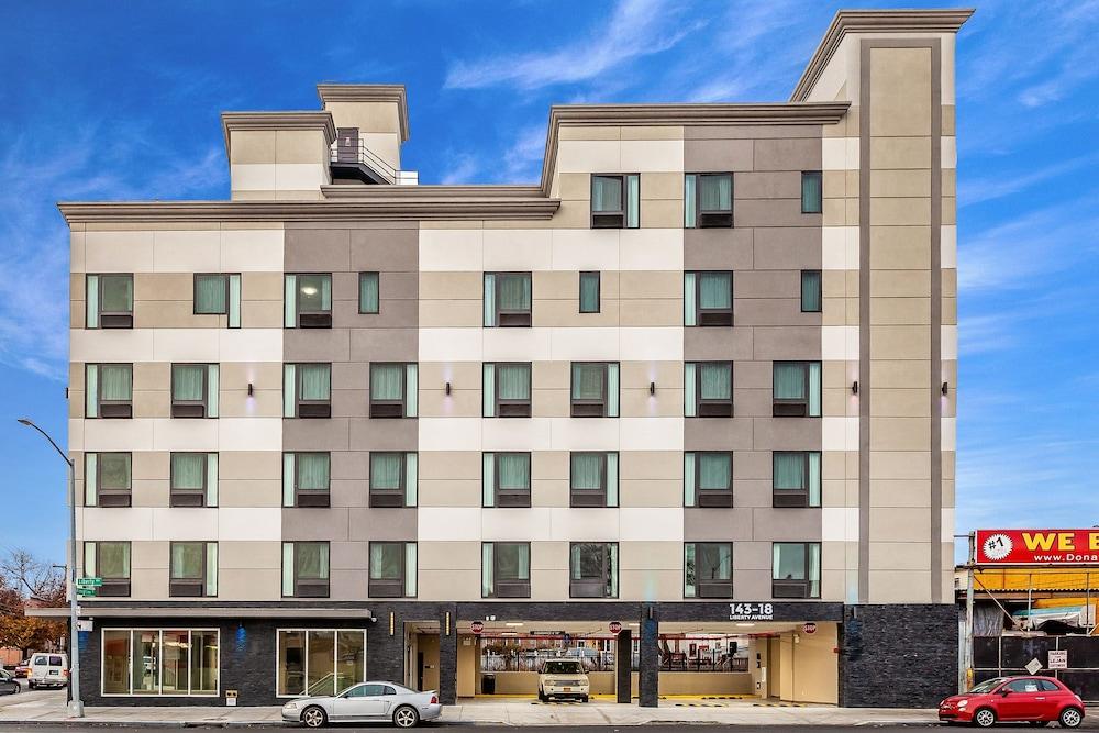 Van Wyck Hotel & Suites Near JFK Airport photo 34