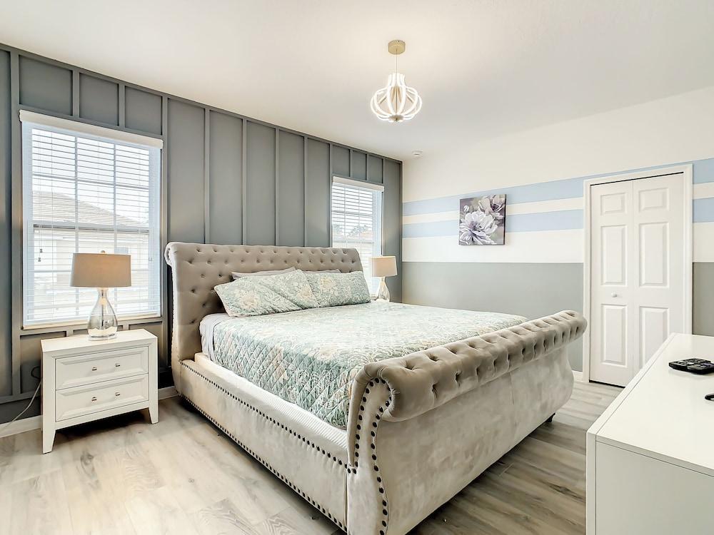 Jade Manor photo 4