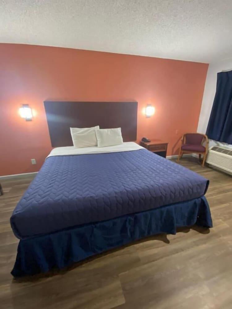 Hilltop Inn photo 4