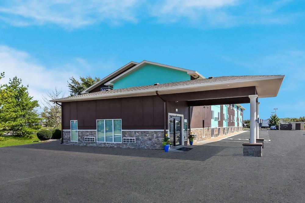 Baymont by Wyndham Liberty MO — hotel in Liberty