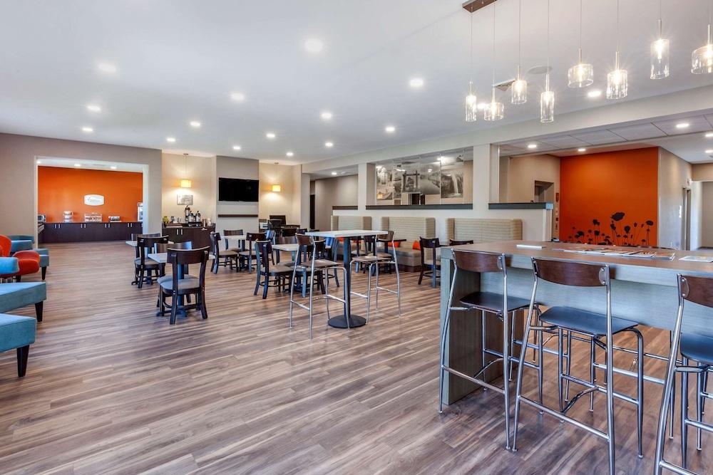 Sleep Inn & Suites Lancaster-Platteville photo 27