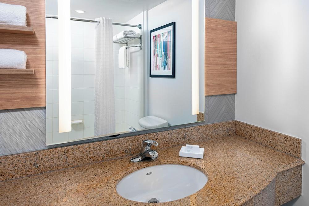 Hilton Garden Inn Tampa Airport Westshore photo 22