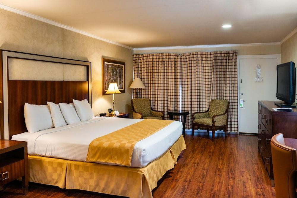 Townsend Gateway Inn photo 13