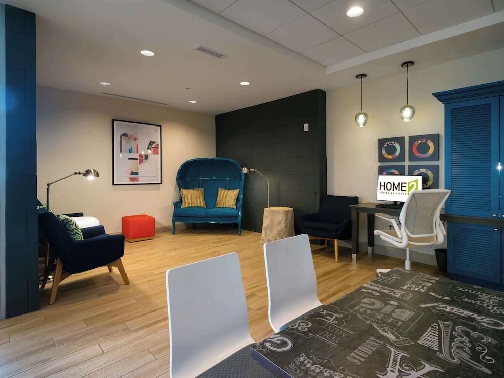 Home2 Suites by Hilton Joplin, MO photo 4