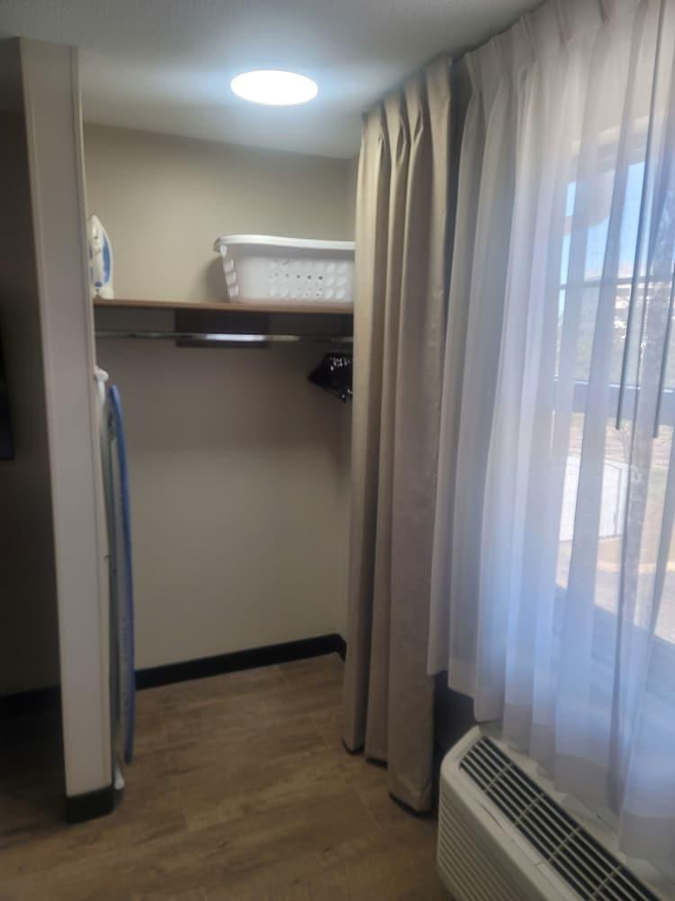 Candlewood Suites Southfield - Detroit by IHG photo 19