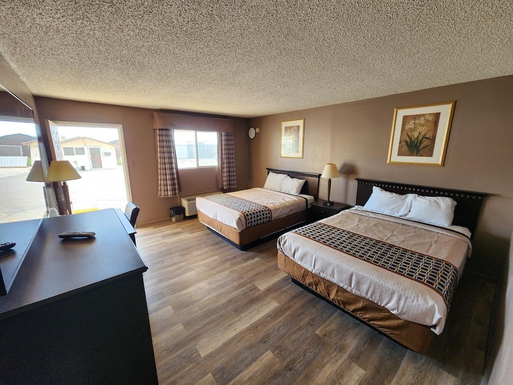 Satellite Inn photo 6