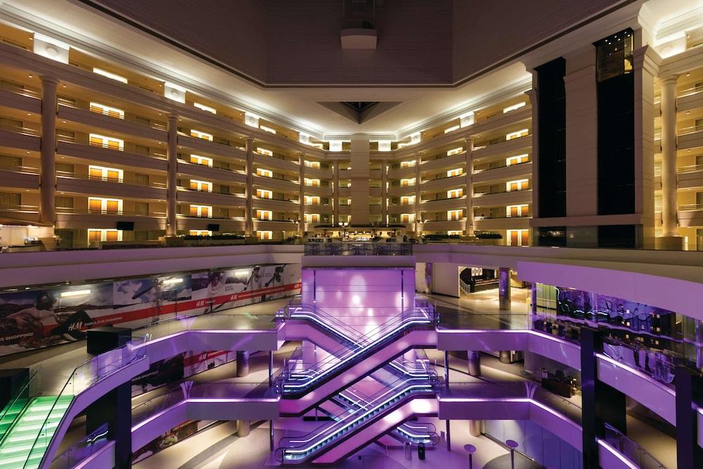 Embassy Suites by Hilton Washington DC Chevy Chase Pavilion photo 2