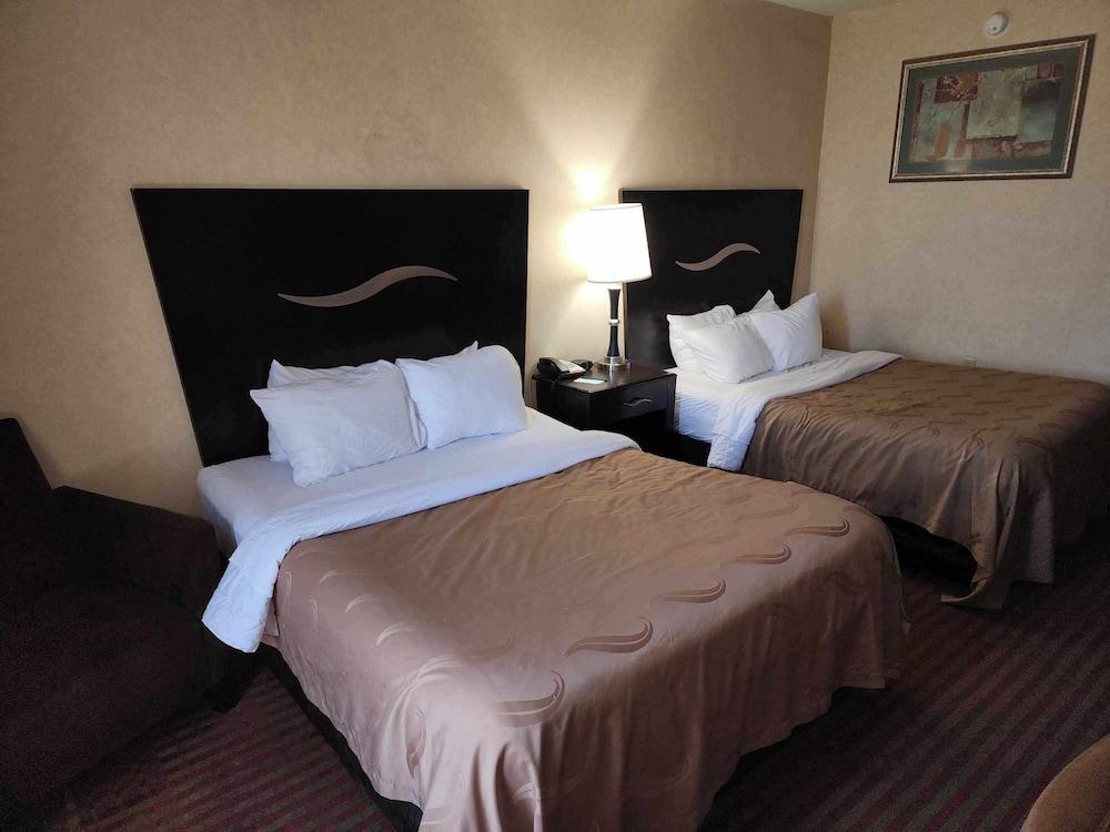 Quality Inn & Suites Somerset Downtown photo 5