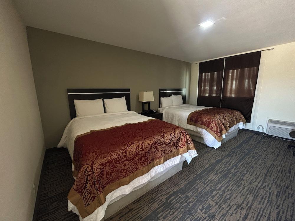 Gateaway Motel Broken Bow NE photo 40