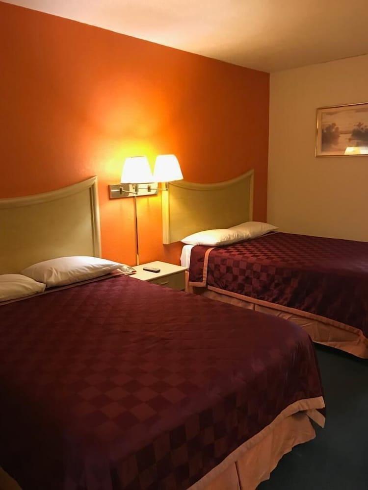 Budget Inn photo 4